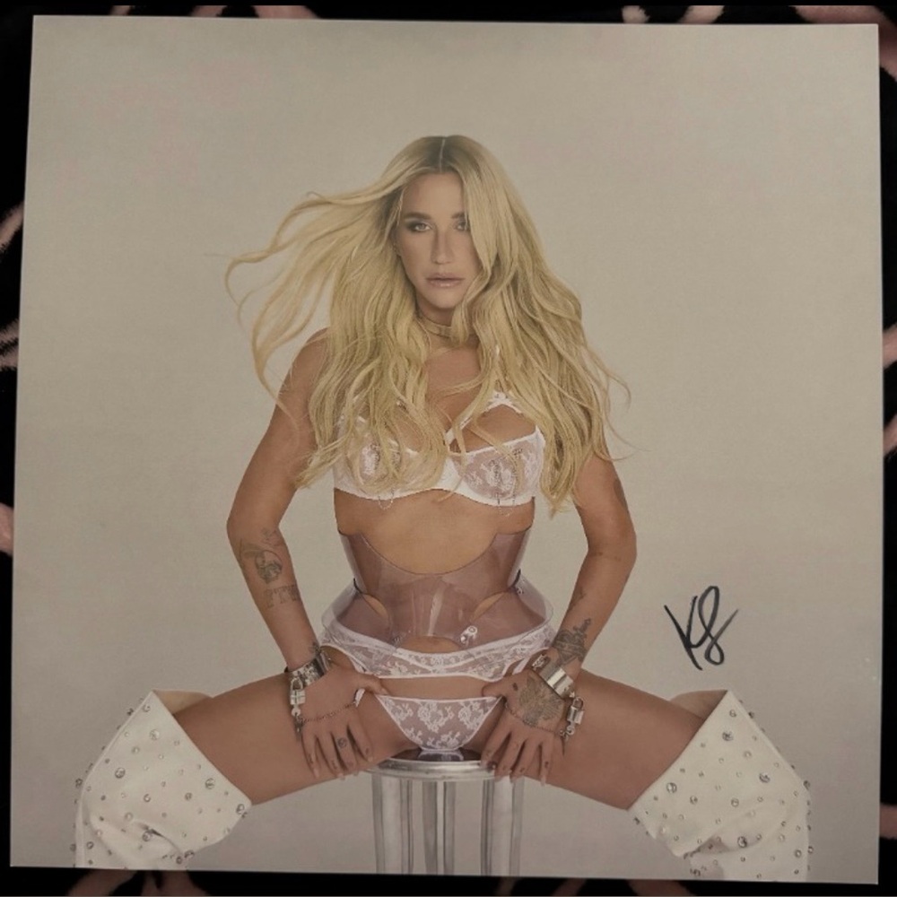 Kesha Signed Vinyl Exclusive Clear LP Autograph